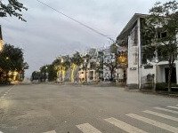 Chính Chủ Gửi Bán Biệt Thự 200M2 Đã Có Sổ Hồng, Mời Liên Hệ Mr Trọng 0904250726
