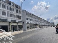 Shophouse Đường Song Hành 5X20 1 Trệt 1 Lửng 3 Lầu Hoàn Thiện Sẵn Có Thang Máy Giá Bán 43 Triệu/Tháng