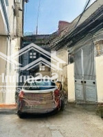 Thúy Lĩnh, Lĩnh Nam, Hoàng Mai
Ô Chờ Thang Máy, Dân Xây
40M 6 Tầng / 5.4 Tỷ
Sổ Đỏ Riêng,Ko Qh