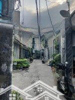 Mặt Tiền Ngang 5M 4 Tầng Đằng Sau Có 3 Phòng Trọ Cho Thuê Giúp Kiếm Thêm Thu Nhập.gần Trường Chinh