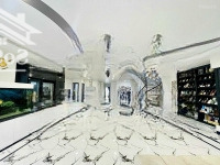 Ở Penthouse, Trung Tâm Thành Phố Hà Nội Nhưng Giá Chỉ Bằng Phòng Trọ, Bạn Tin Được Không?