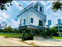 Bán Biệt Thự Siêu Đẹp View Lm81, Phường An Phú, Quận 2. Dt: 10X14,5M, Hầm 3T, Có Thang Máy