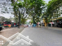 Hoa Hậu Giang Biên Bán Nhà Đẹp 5.5 Tầng Thang Máy.
 Diện Tích: 100M2(5X20M) Mặt Phố 22M, Kinh Doanh Sầm Uất