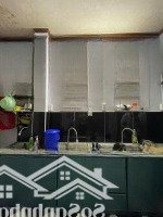 Căn Hộ Mặt Tiền Đường Có Ban Công Quận 10
