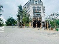 Biệt Thự Happyland 5 Tầng Full Nội Thất Kèm Thang Máy Xịn