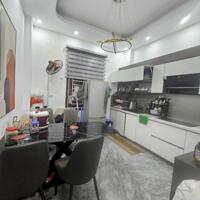 Bán nhà tương mai 4 tầng long lanh dân xây phân lô 5M ô tô dừng đỗ hoàng mai