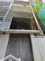 Bán Nhà Riêng Tại Khương Thượng, 5,6 Tỷ, 32M2, Cách Phố 60M Giá Đầu Tư
