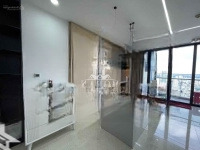 Chính Chủ Cho Thuê 3 Phòng Ngủ 2 Vệ Sinhtại Vinhomes Golden River Bason 38 Triệu 105M2 View Đẹp