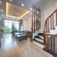SIÊU PHẨM HOÀNG VĂN THÁI – Ô TÔ ĐỖ CỔNG – KINH DOANH – DIỆN TÍCH:45m2 x 5Tầng Giá 7,5 Tỷ