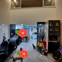 Xe hơi đỗ cửa, P10 Tân Bình, DT 44m2, 3 tầng, 5 tỷ 7 (0935767286)