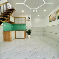 Thanh Lý gấp căn nhà riêng ở Lưu Chí Hiếu Tân Phú DT 3x4,5m 1 lầu 1 lửng 2pn chỉ 1 tỷ 450 SDT 0358089039