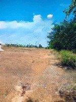 Bán 7 Lô Đất Nền Mặt Tiền Đường Nhựa Suối Rao, Huyện Châu Đức. Diện Tích 5X35M. Sổ Riêng Có 80M
