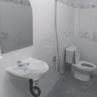 Nhà Bán Gấp Căn Nhà Mặt Tiền Đường 8M, Sát Cụm Khu Công Nghiệp Hoàng Gia Xã Mỹ Hạnh Nam