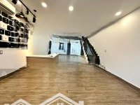 Chủ Kẹt Tiền Cần Bán Gấp Nhà Phố 3 Tầng Ngay Khu Vực Sầm Uất Nhất Đường D33, Vsip 1, Thuận An