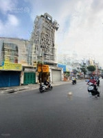 Nhà Cho Thuê Nguyên Căn 415 Sư Vạn Hạnh Gần Vạn Hạnh Mall. Diện Tích: 4M X 16M, 3 Lầu. Liên Hệ: 0.0901 38 30 38