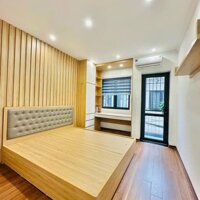 Nhà hiếm tương lai ra mặt phố -  20m ra ô tô tránh - PHỐ XỐM - chỉ 5 t.ỷ 