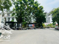 Góc Biệt Thự 2 Mặt Tiền Mỹ Phú 3 , Phú Mỹ Hưng . Vị Trí Cạnh Công Viên .