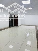 Cho Thuê Văn Phòng Tầng 4 - Mặt Đường Trần Bình, 90M2, Giá Chỉ 14 Triệu/Tháng
