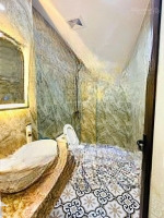 Nhà Đẹp Phố Trạm, Long Biên, Gần Ngay Cầu Vĩnh Tuy, Khu Vực Đông Dân, An Sinh Đỉnh, 35M2