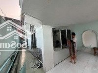 Nhà 1 Trệt 1 Lầu, 4 Phòng Ngủ 2 Vệ Sinh Cách Chợ Thủ Đức 100M. Phù Hợp Gia Đình, Nhóm Sinh Viên