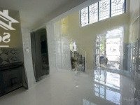 Mình Cần Cho Thuê Nhà Nguyên Căn 100M2. Có 3 Phòng Ngủ - Liên Hệ: 0906.911.515