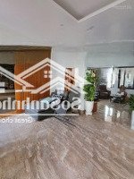 Cho Thuê Biệt Thự Lô Góc Sang Trọng Sẵn Nội Thất Kđt Mỹ Đình 2.Diện Tích210M2 X 4 Tầng,Mặt Tiền30M. Giá 50 Triệu