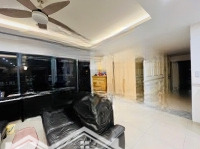 Chính Chủ Bán Căn Hoa Hậu 121M2. Tầng Trung, Căn Góc 3 Phòng Ngủ Ban Công Đn, Full Nội Thất, Có Slot Oto