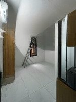 Ccmn Khép Kín 51M1 Thang Máy.50M Ra Ô Tô Đỗ Gần C3 Lê Lợi Và Phố Bà Triệu Hà Đông. Giá Bán 9 Tỷ.