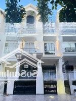 Bán Nhà Phố Biệt Thự Dt: 7.5X20M Kdc Himlam Quận 7 Nhà Sh, Sẵn Hđt 80 Triệu Gb: 39 Tỷ Liên Hệ: 0908 935765