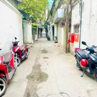 Bán siêu phẩm 137M tặng nhà ô tô hàng xóm fizehome đường hoàng mai