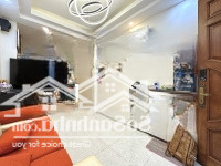 Quận 1 - Võ Thị Sáu -Hẽm Xe Hơi- Dtsd: 150M2 - 3 Tầng, 3 Phòng Ngủ Đủ Công Năng - Chỉ: 8,9 Tỷ