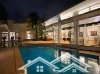 Bán Biệt Thự Đẹp Như Resort (3.320M2) Thảo Điền Q.2 Giá Chỉ 1.000 Tỷ.
