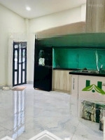 Nhà Hẻm Đ2 Cách Mặt Tiền Lê Văn Việt 200M Gần Chợ Nhỏ