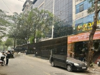 Mặt Phố Trần Thái Tông 130M2 Toà Office 10 Tầng, Dòng Tiền 250 Triệu/M2