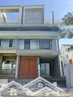 Cho Thuê Nhà Khu Đảo Kim Cương Dt: 7X20M. Hầm 4 Lầu Sàn Trống. Thang Máy, Máy Lạnh. Giá 52 Triệu/Tháng