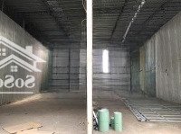 Cho Thuê Kho Lớn Diện Tích: 500M2, 1800M2Mặt Tiềnphạm Hùng. Giá Tốt. Liên Hệ: 0902 589 310