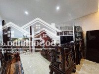Bán Nhà Phố Nguyễn Chí Thanh 38M2, 5 Tầng - Vỉa Hè Rộng Ô Tô - Kinh Doanh 18,5 Tỷ