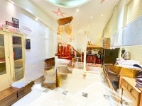 B. An Nhà ,Chính Chủ 33M2, 5 Tầng ,Nguyễn Khang . Nhà Đẹp Ngay. 7 Tỷ Nhỉnh Liên Hệ: 0363792097
