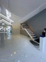8,9 Tỷ Nhà 2 Mặt Tiền Đường 8M Thông Ban Cờ Khu Bình Phú Q6 - 56M2 ( 4M X 14M ) 2 Tầng Nhà Đẹp