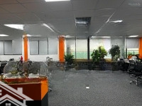 Cho Thuê Văn Phòng Tại Hoàng Cầu, Đống Đadiện Tích100M2 Giá Bán 18 Triệu Đẹp Nhất Đống Đa