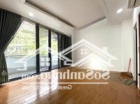 Văn Phòng 25M2 - Có Thang Máy, Máy Lạnh, Hầm Để Xe - Giá Thuê 5.5 Triệu/Tháng