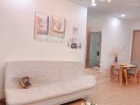 Chính Chủ Cần Bán Căn 2 Phòng Ngủchung Cư C - Sky View Full Sổ Hồng Giá Tốt 2,3 Tỷ Có Nội Thất