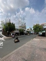 Ngay Metro Q1, Tiêu Điểm Sài Gòn, Building Ngang 13M, Dài 15M, Hđt 135 Triệu / Tháng, Mặt Tiền Q1
