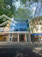 Ngay Metro Q1, Tiêu Điểm Sài Gòn, Building Ngang 13M, Dài 15M, Hđt 135 Triệu / Tháng, Mặt Tiền Q1