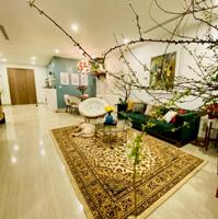 Chỉ 6,5 tỷ . chị gái em cần chuyển nhượng lại căn hộ 3PN 110m2 Full Nội thất chung cư ia20 Ciputra