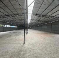 *Cho thuê kho xưởng*1.100m2 QL 13, Hiệp Bình Phước, Quận Thủ Đức.