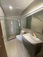 Cho Thuê Căn Góc 2N+ Toà H2 Masteri Tầng Trung Đủ Đồ. Giá Bán 10, 5 Triệu Bp. Liên Hệ: 0838887986