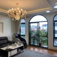 Bán BT cạnh quận ủy Tây Hồ giáp khu Vườn Đào, ô tô ra vào dừng đỗ ngày đêm, view mặt Hồ Tây, DT 100m2, MT 8m