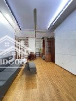 Bán Nhà Đẹp Phố Láng Hạ, Trung Tâm Quận Ba Đình: 6,85 Tỷ, 33M2, 3 Phòng Ngủ 5 Tầng, Pháp Lý Đầy Đủ, Hot!