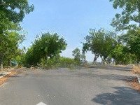 Chính Chủ Bán Nền Biệt Thự Sân Golf Long Thành Cực Đẹp, Giá Chỉ 15 Triệu/M2 Bao Thuế Phí, Có Sổ Sẵn